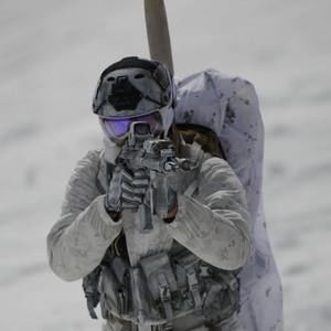 Meet your Posher, Nauman